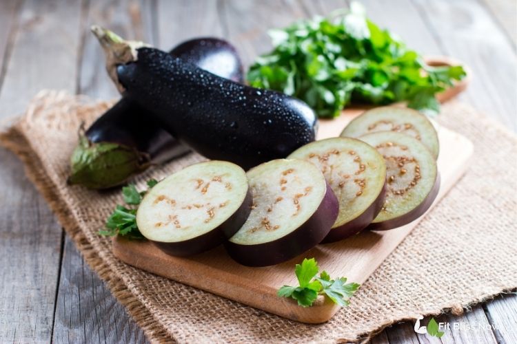 10 Foods You Can Eat in Large Amounts Without Gaining Weight